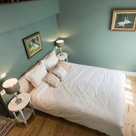 Maison D'hôtes Au Coeur D'avignon 3*