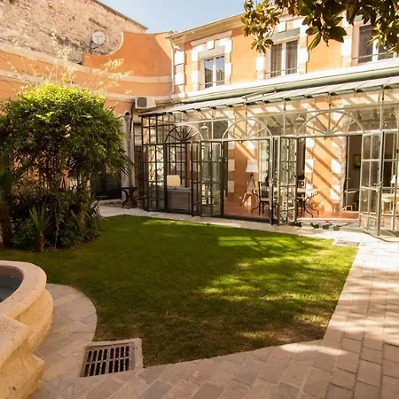 Maison D'hôtes Au Coeur D'avignon Maison d'hôtes 3*